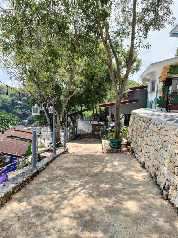 Baron Lighthouse Cottage & Eatery Εξωτερικό φωτογραφία